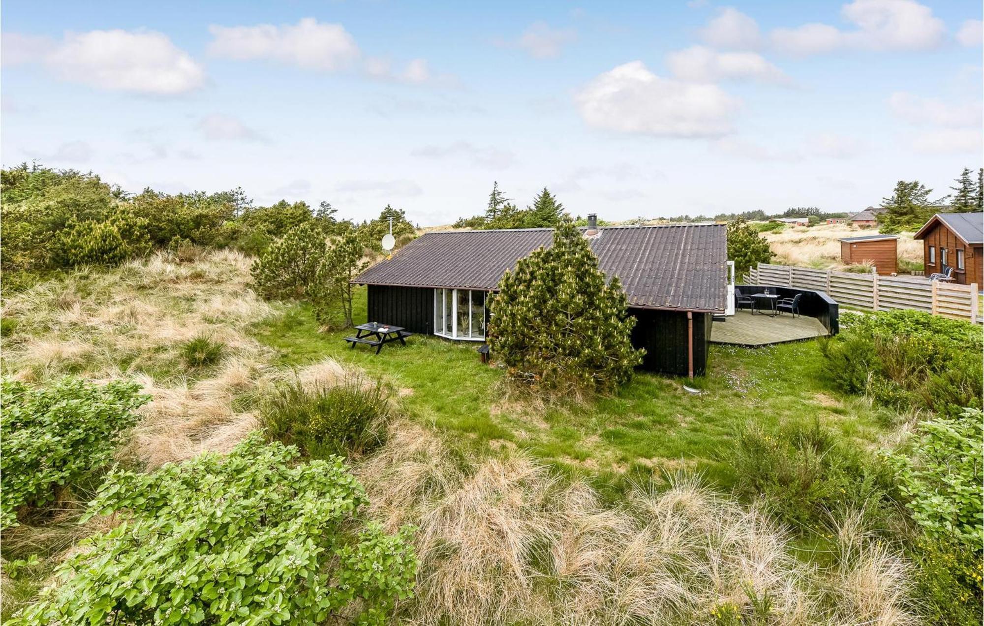 3 Bedroom Awesome Home In Hvide Sande Exteriér fotografie